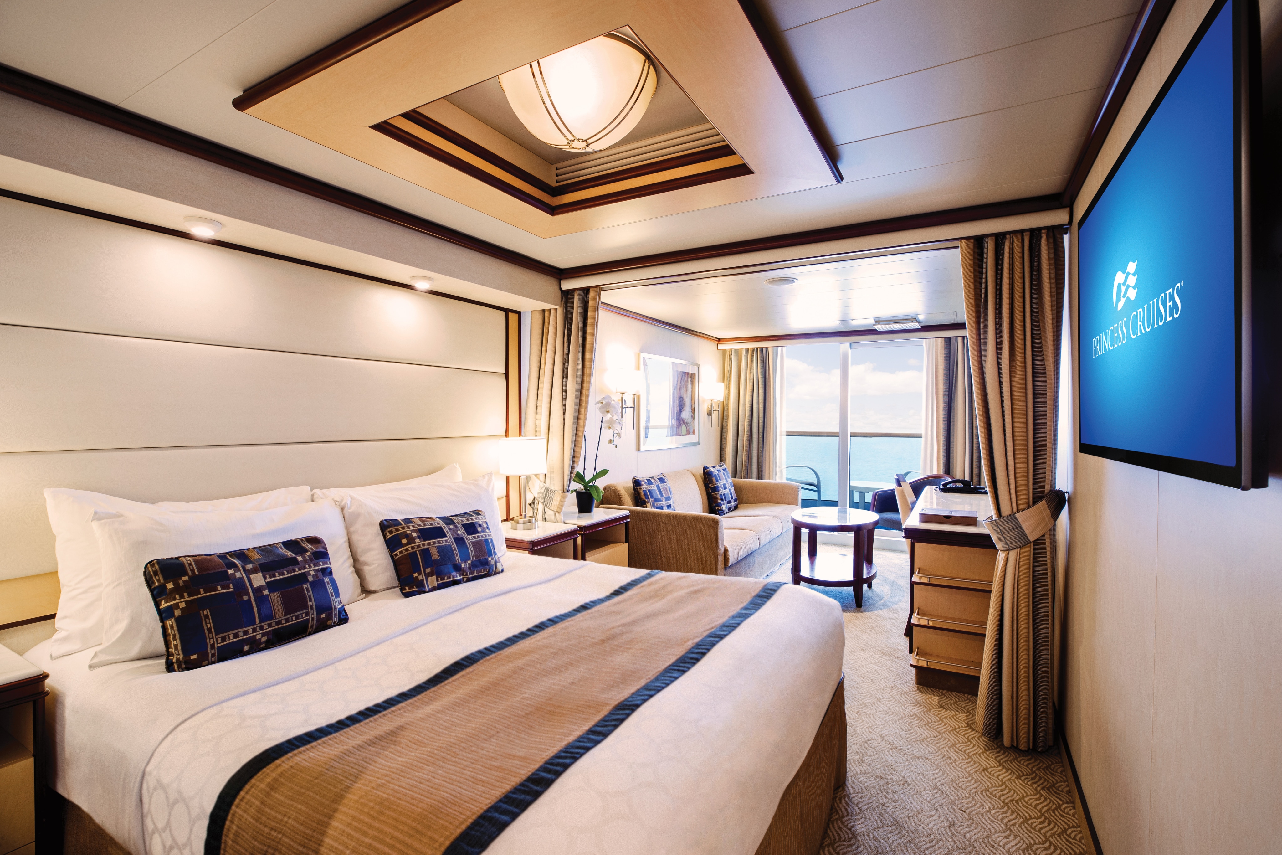 Reserve Collection mini-suite on Royal Princess®