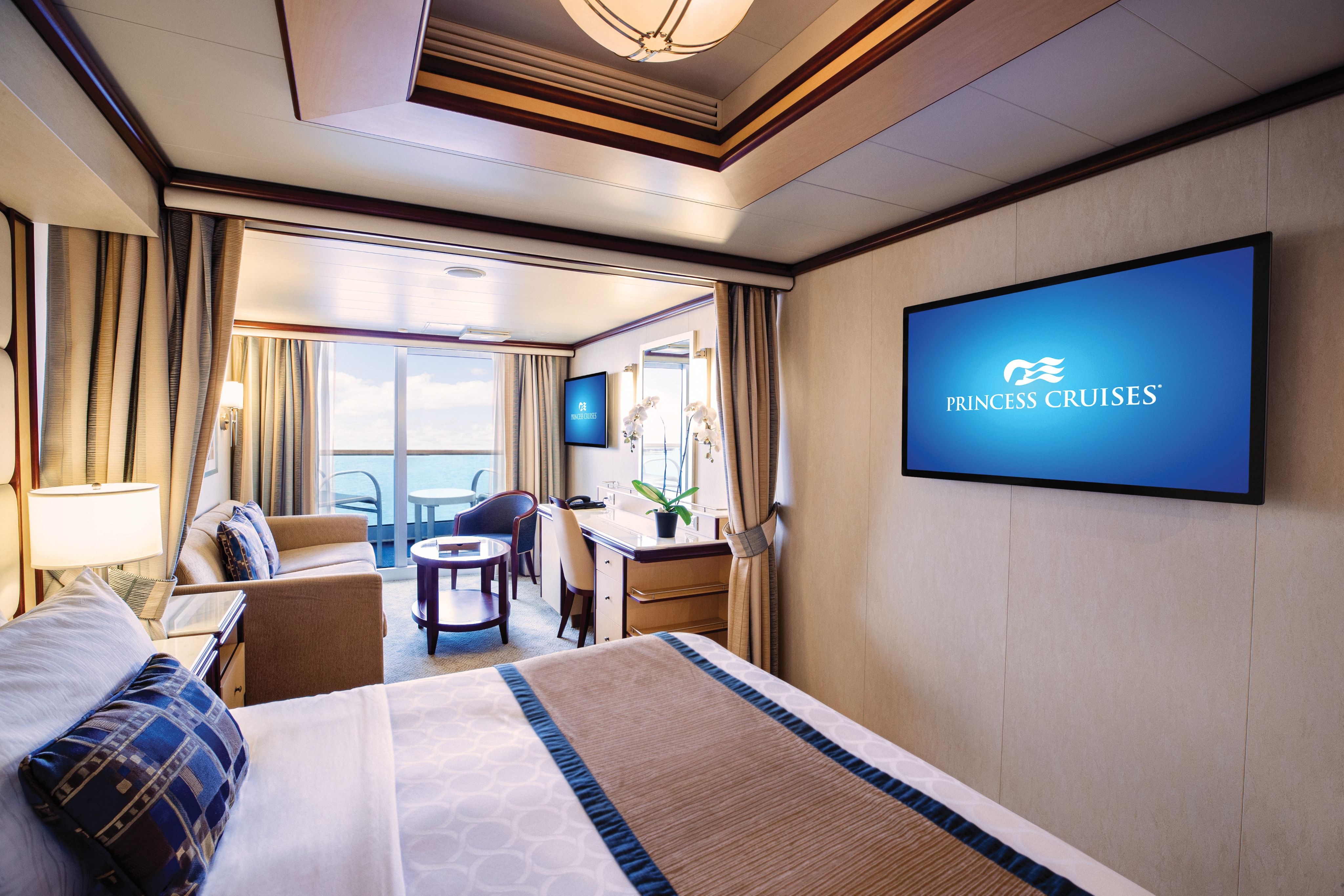 Reserve Collection mini-suite on Royal Princess®