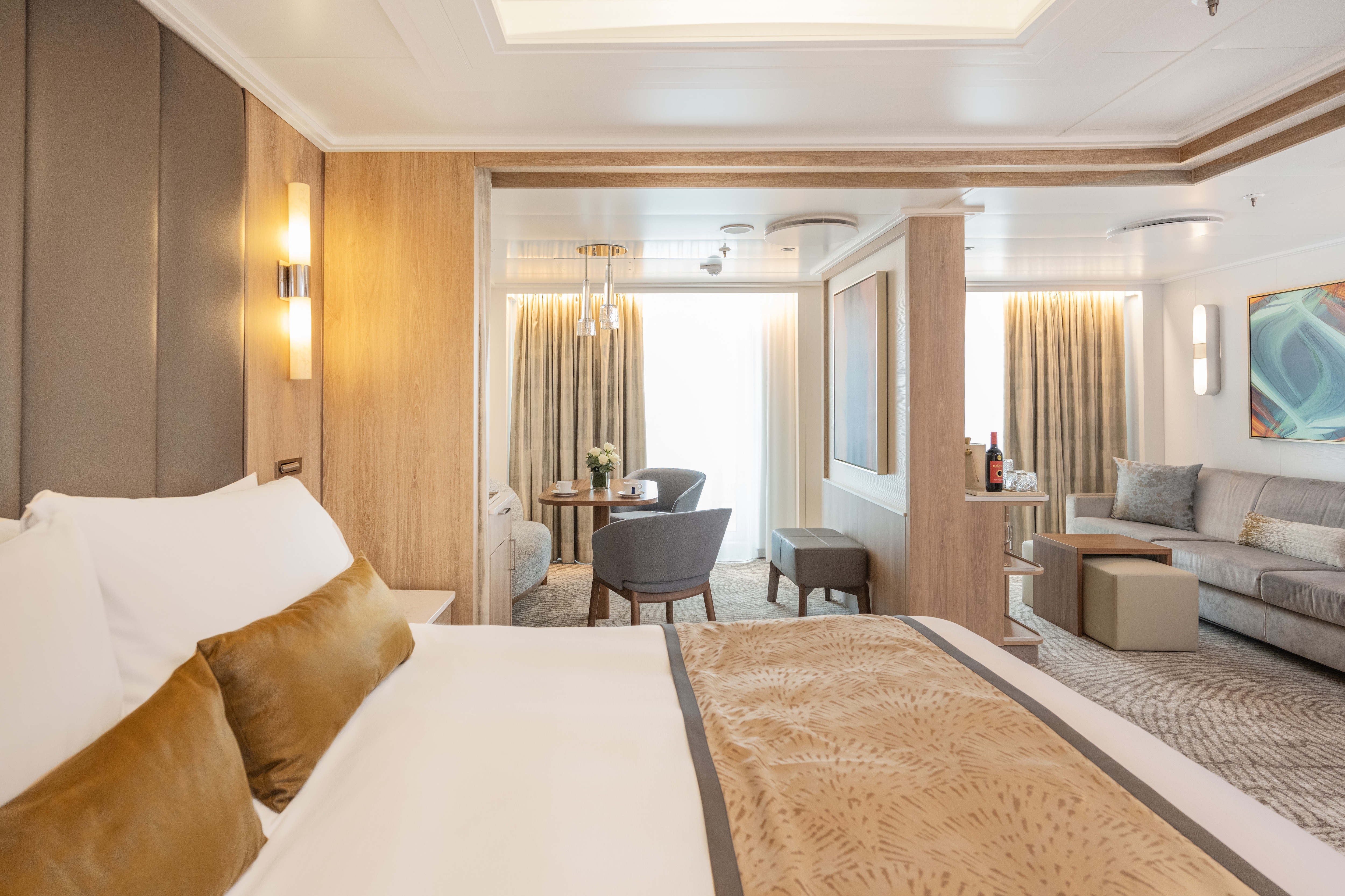Enjoy spectacular views from your wrap-around balcony on Sky Princess®.