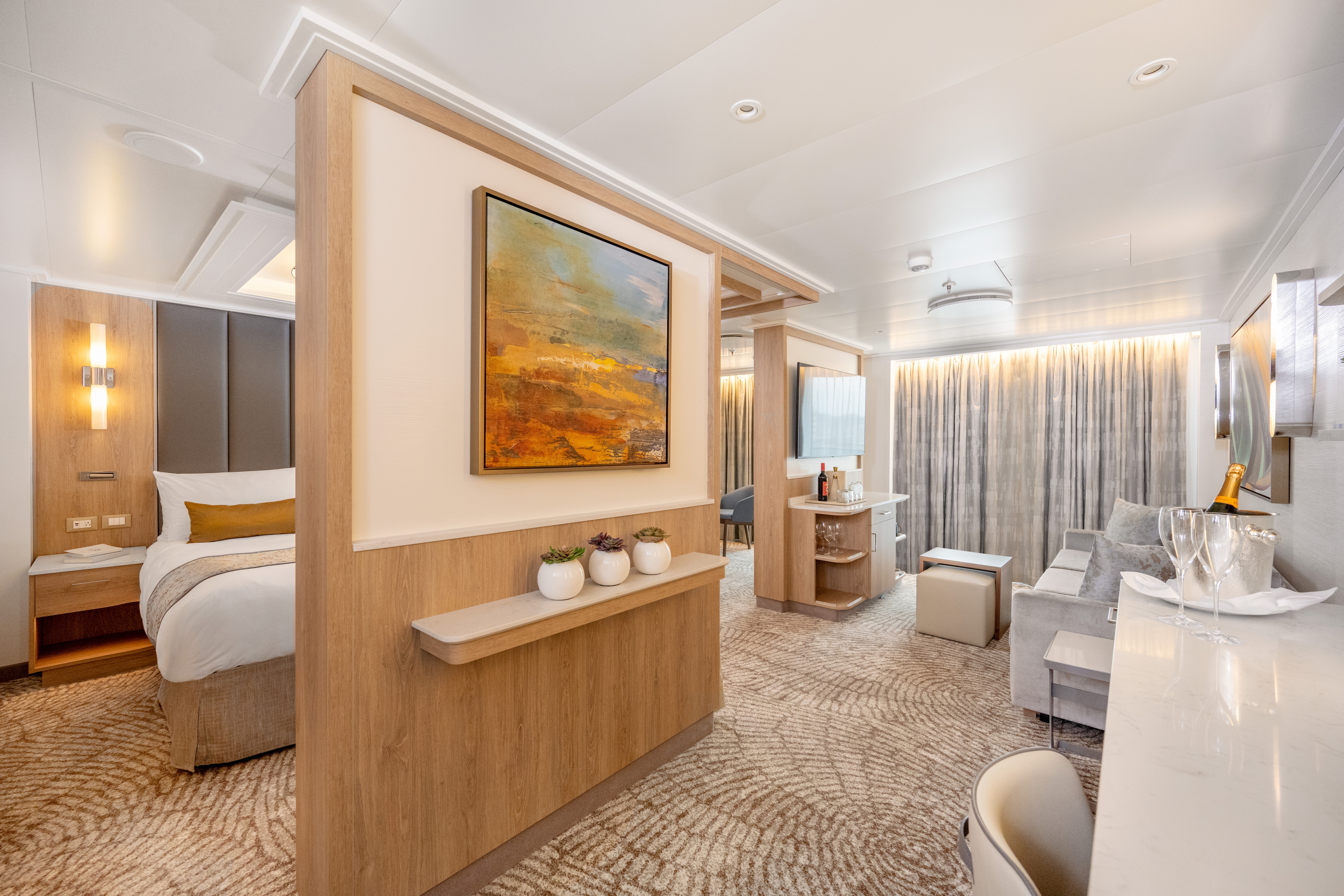 Up to 1800+ ft² of space to unwind and relax.
